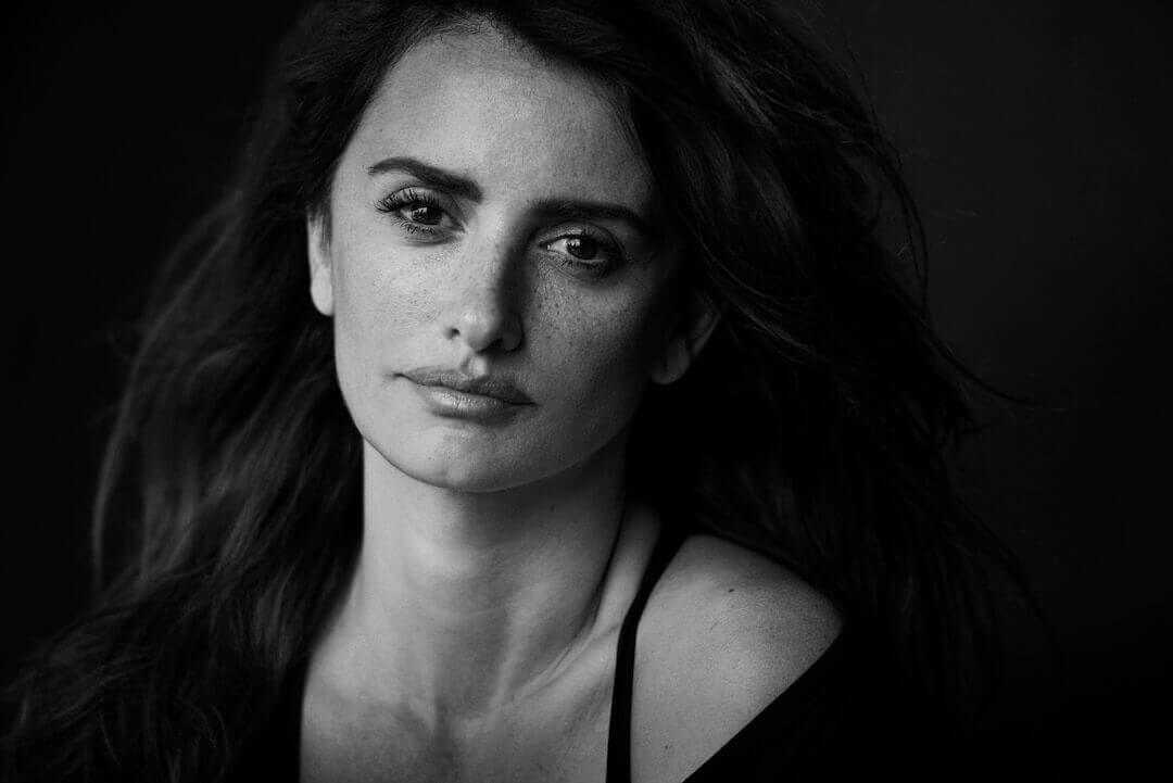 A New Book Reveals Unseen Photos From Peter Lindbergh's 2017 Pirelli  Calendar Shoot - 10 Magazine