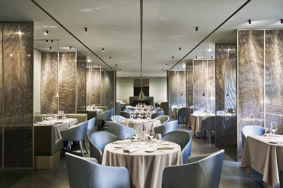 Step Inside The Newly Renovated Emporio Armani Caffe Ristorante In Milan 10 Magazine