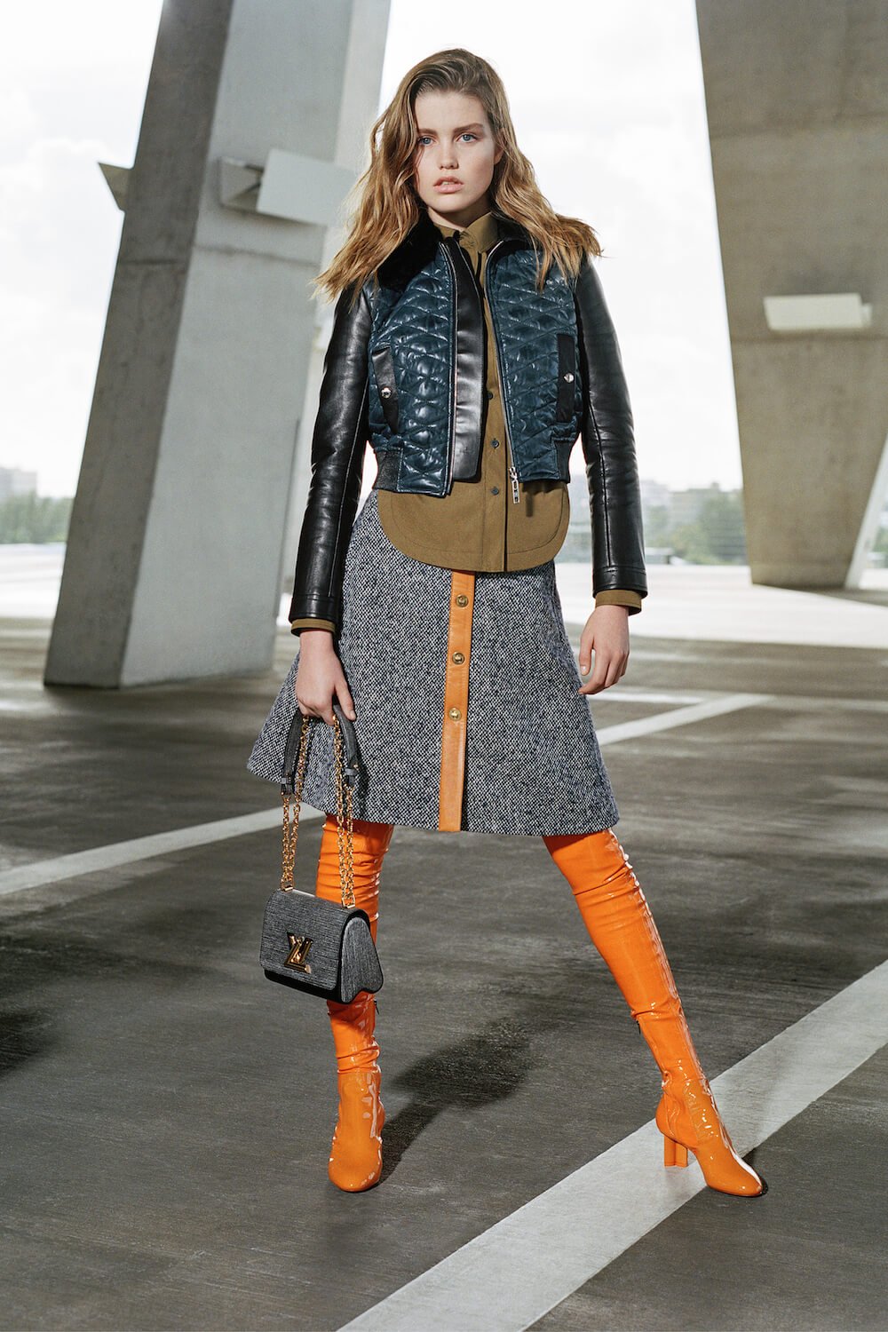 Louis Vuitton: Pre-Fall 2017 - 10 Magazine