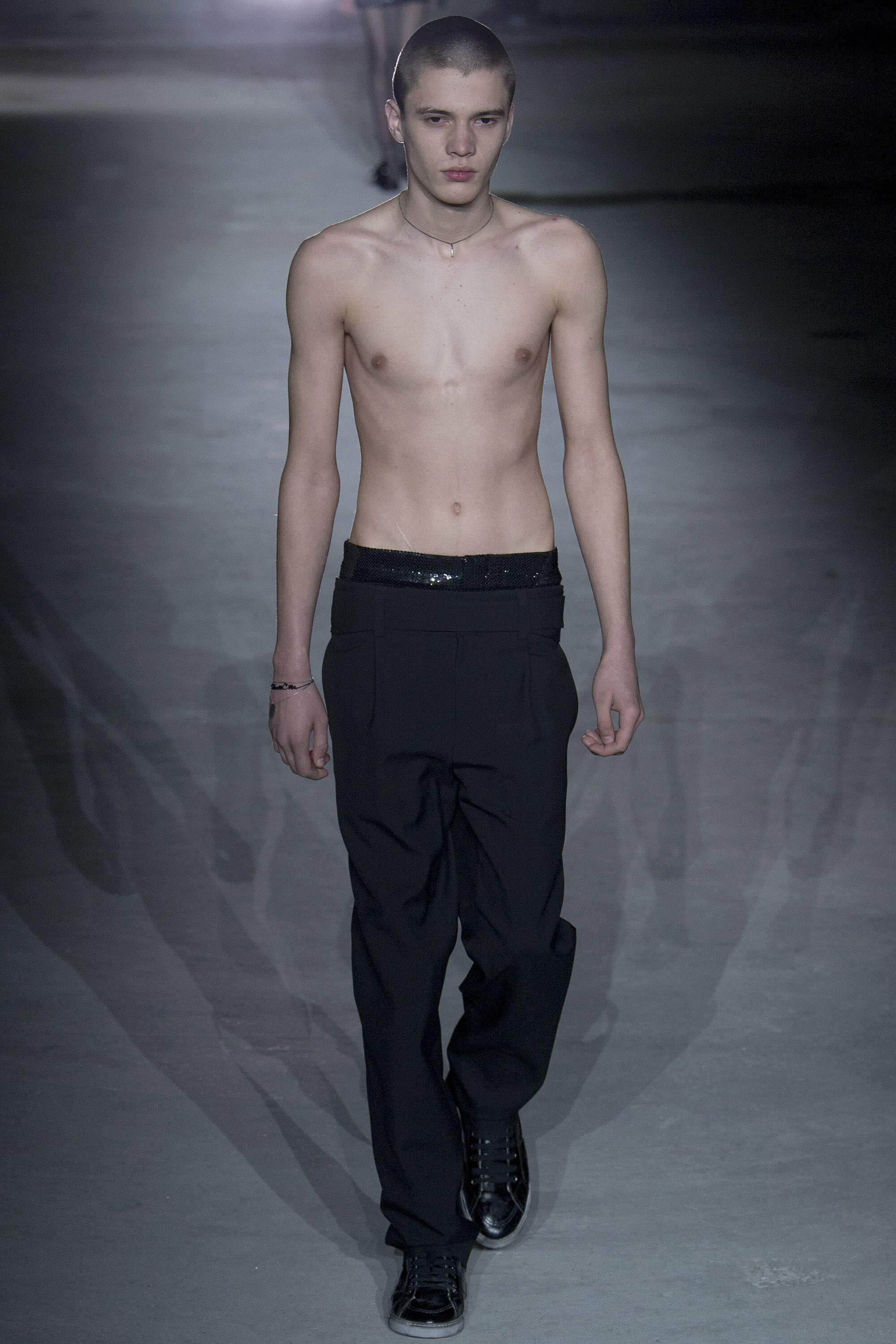 Saint Laurent Menswear Aw17 10 Magazine