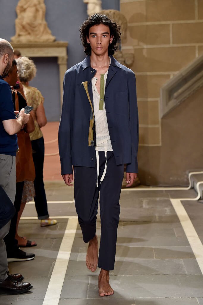 夏セール開催中 Federico Curradi 19AW SIZE 44 gefert.com.br